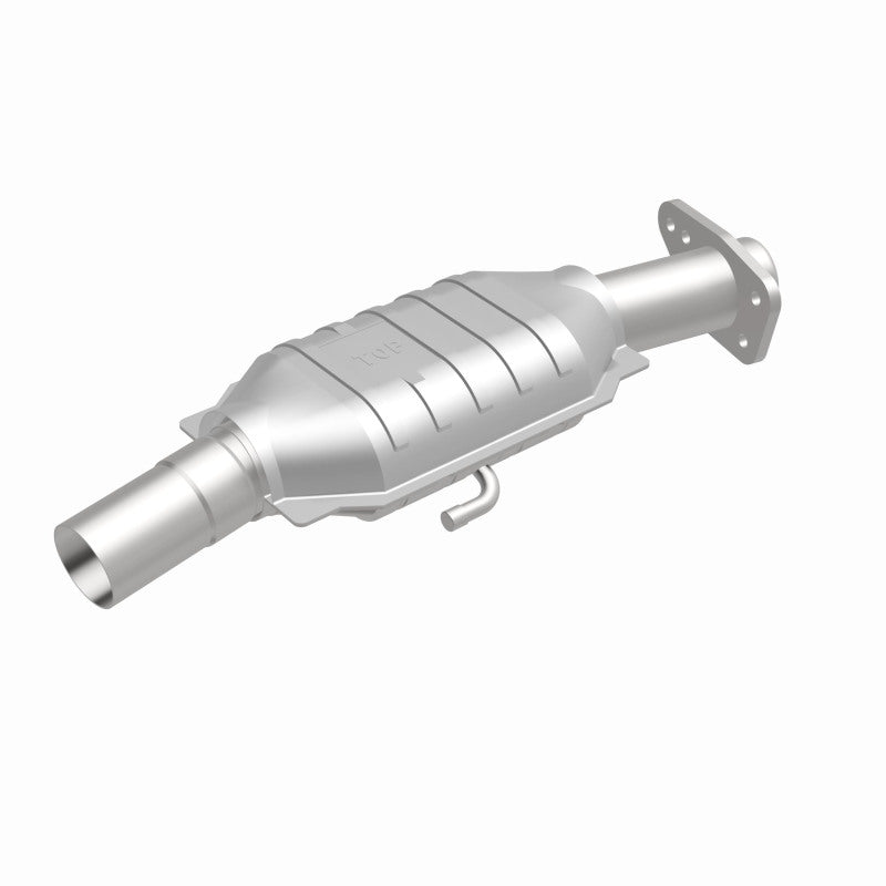 MagnaFlow Standard-Grade Direct-Fit Catalytic Converter - Chevrolet El Camino / Monte Carlo 1978-1983, view 3