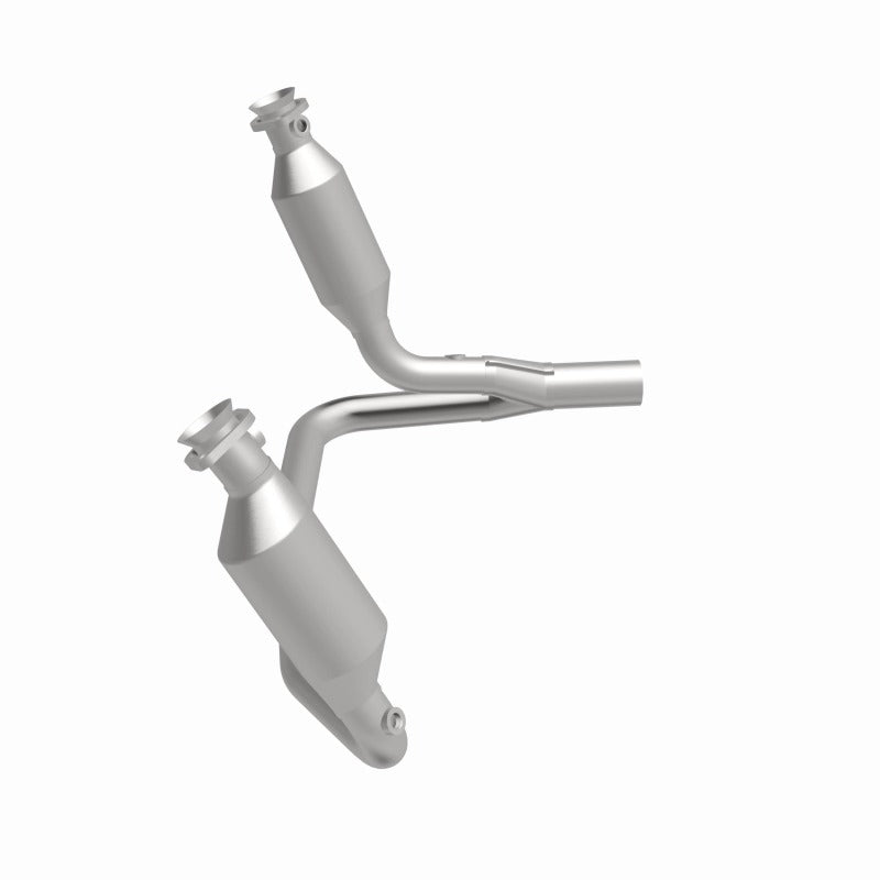 MagnaFlow Underbody Direct-Fit Catalytic Converter - Dodge Dakota 2004, 360 degree view