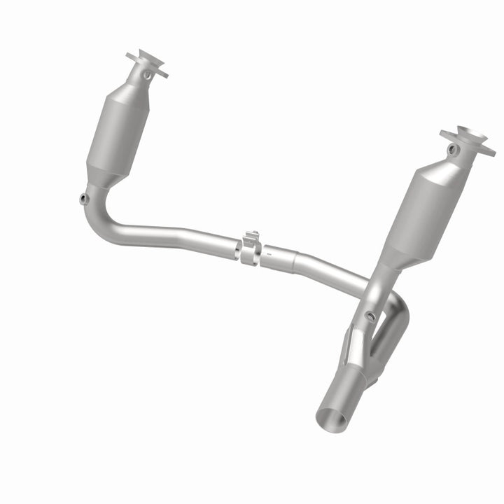 MagnaFlow Underbody Direct-Fit Catalytic Converter - Dodge Dakota 2004, 360 degree view