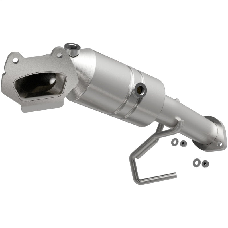 MagnaFlow Conv Direct Fit OEM 12-17 Jeep Wrangler 3.6L Underbody.