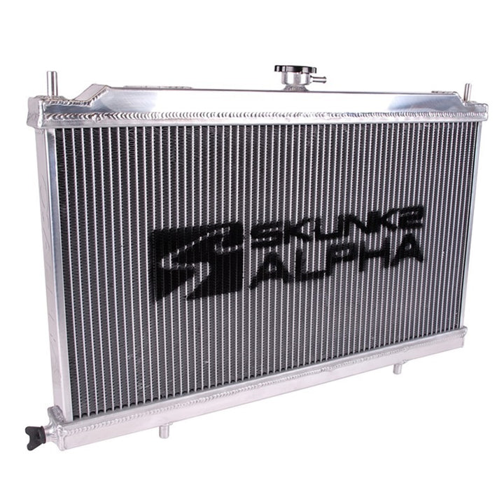 Skunk2 Alpha Series 88-91 Honda CRX/Civic Radiator (Full Size) (Dual Core) (Manual Trans.).