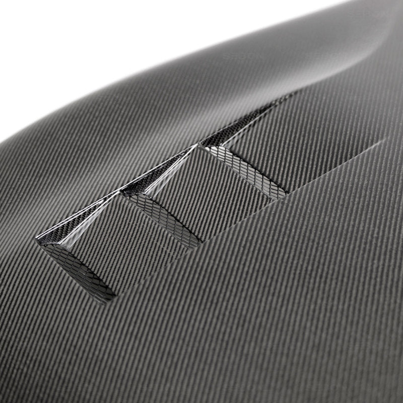 Seibon 19-20 Toyota Corolla Hatchback TS-Style Carbon Fiber Hood.