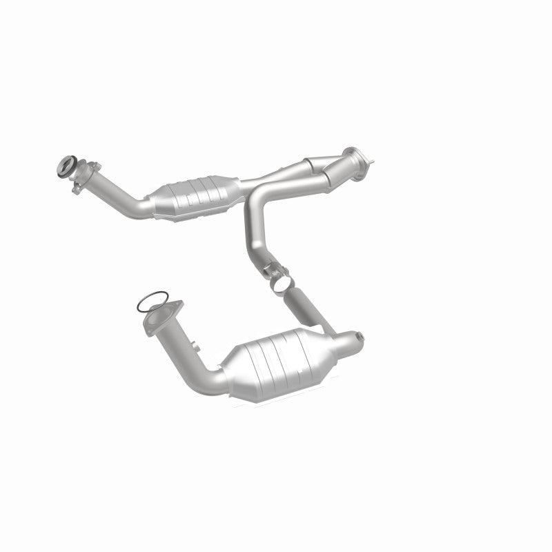 MagnaFlow Conv DF 02-06 Cadillac Escalade / 02-06 Chevy Avalanche 5.3L Dual Conv Y-Pipe Assembly 2WD.