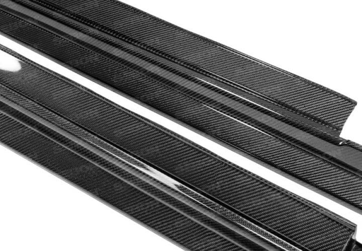 Seibon 11-13 Nissan GTR R35 VS-Style Carbon Fiber Side Skirts (Pair).