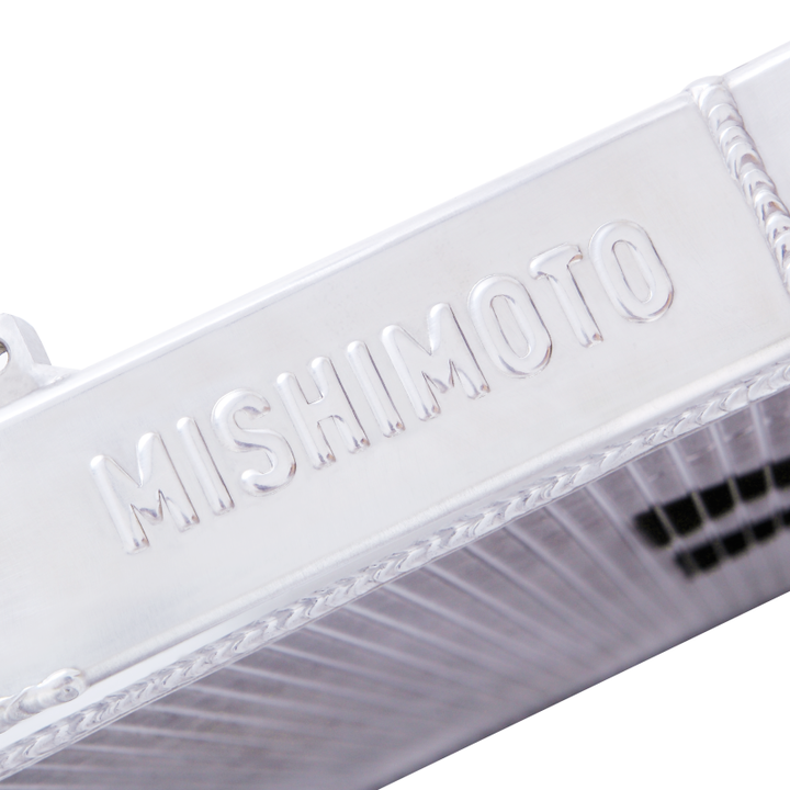 Mishimoto 99-06 BMW 323i/323i/328i/330i Performance Aluminum Radiator.