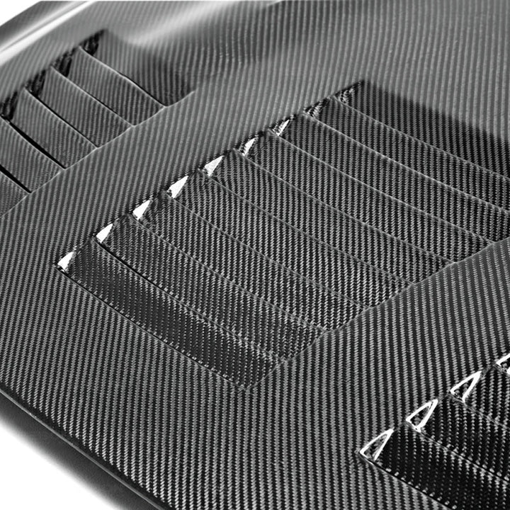 Seibon 09-12 Nissan GTR R35 GTII-Style Carbon Fiber Hood.