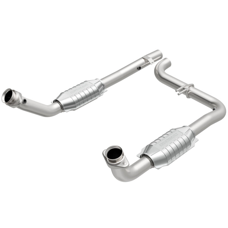 MagnaFlow 15-17 Ford F-150 XL V6 3.5L OEM Grade Direct Fit Catalytic Converter.