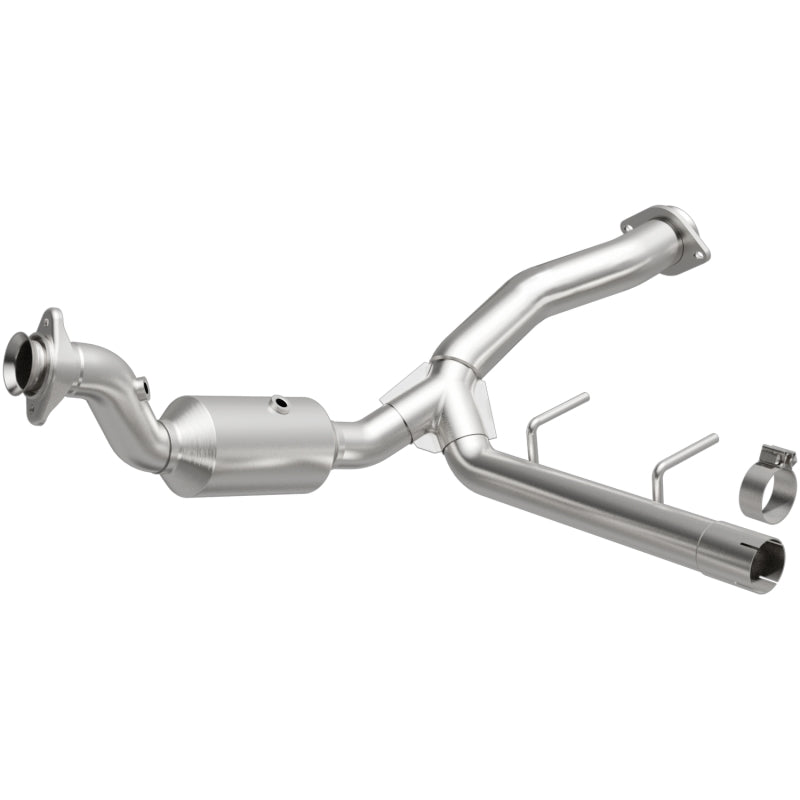 MagnaFlow 15-17 Ford F-150 XL V6 3.5L OEM Grade Direct Fit Catalytic Converter.