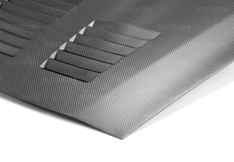 Seibon 09-10 Nissan GTR R35 GT-Dry Carbon Fiber Hood.