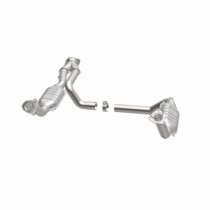 MagnaFlow Conv DF 02-06 Cadillac Escalade / 02-06 Chevy Avalanche 5.3L Dual Conv Y-Pipe Assembly 2WD.