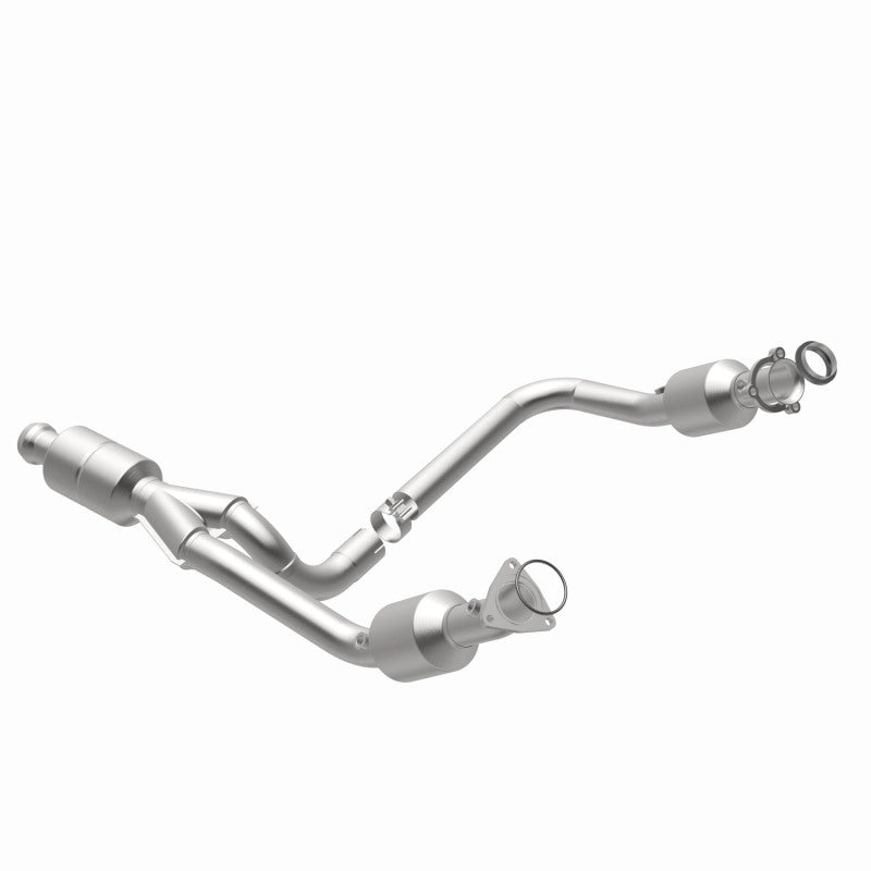 MagnaFlow Conv Direct Fit 14-16 GMC Sierra 1500 V6 4.3L.